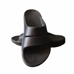 Oofos Ooahh Black Slide Slip-on Sandal, Size Women's 9, Men's 7, EU 40